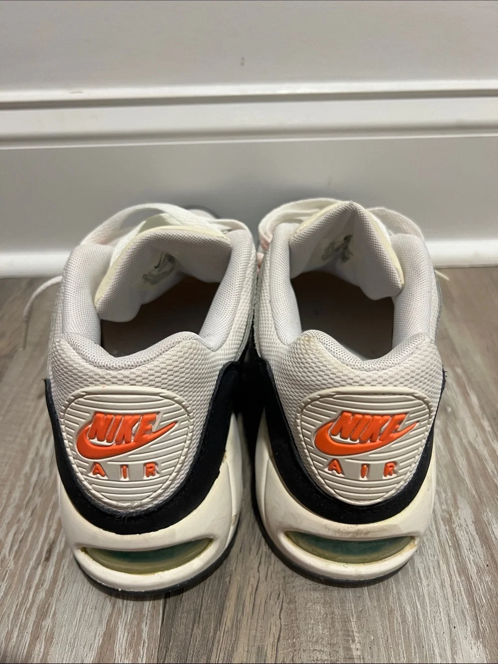 Women’s Nike Air Max Correlate Size 10
